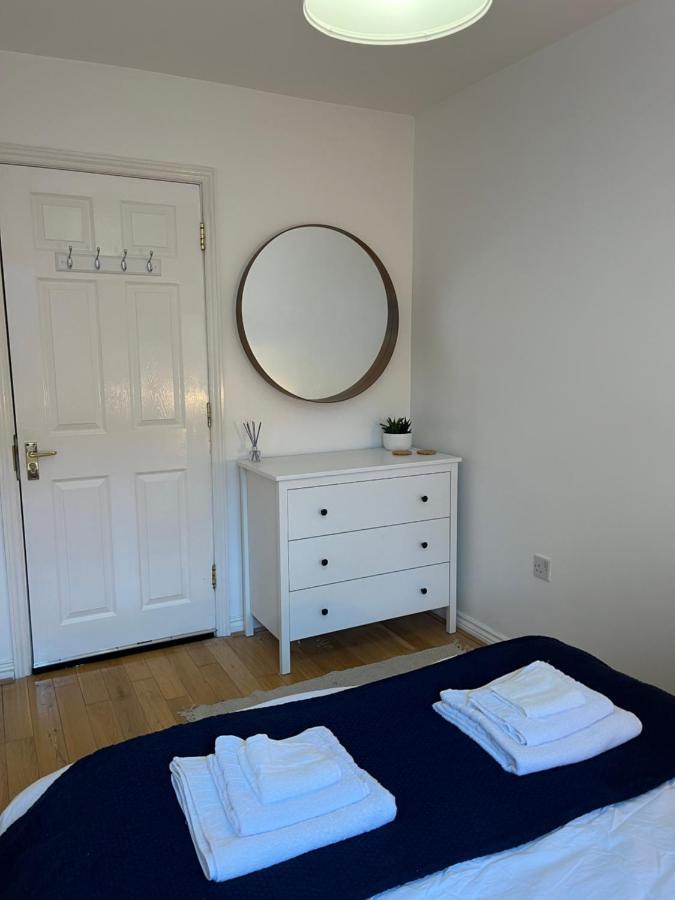Homely 2 Story Cathedral City Apartment 더럼 외부 사진