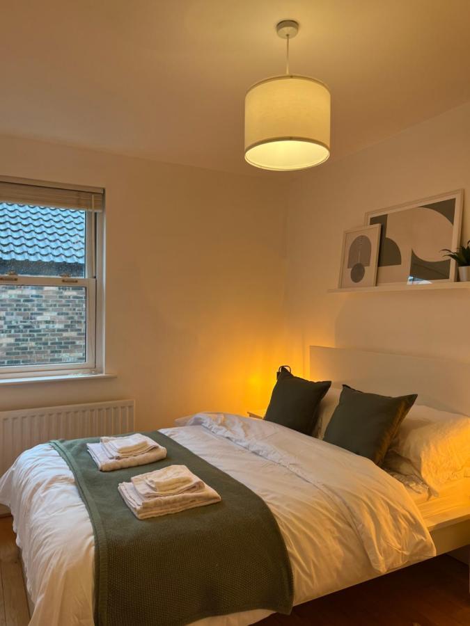 Homely 2 Story Cathedral City Apartment 더럼 외부 사진