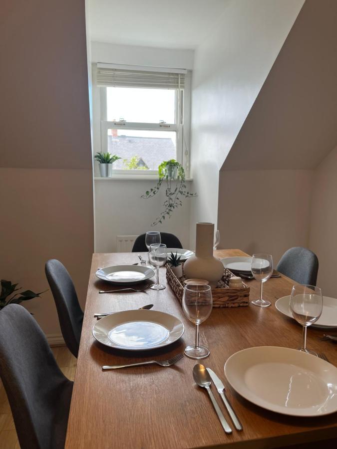 Homely 2 Story Cathedral City Apartment 더럼 외부 사진