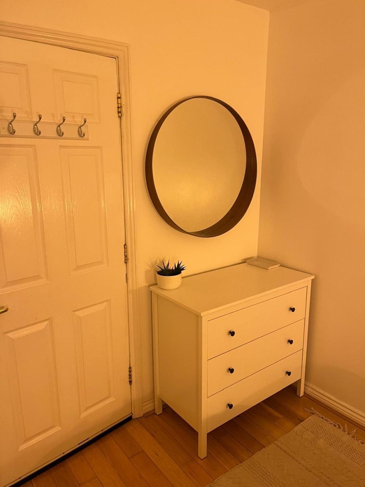 Homely 2 Story Cathedral City Apartment 더럼 외부 사진