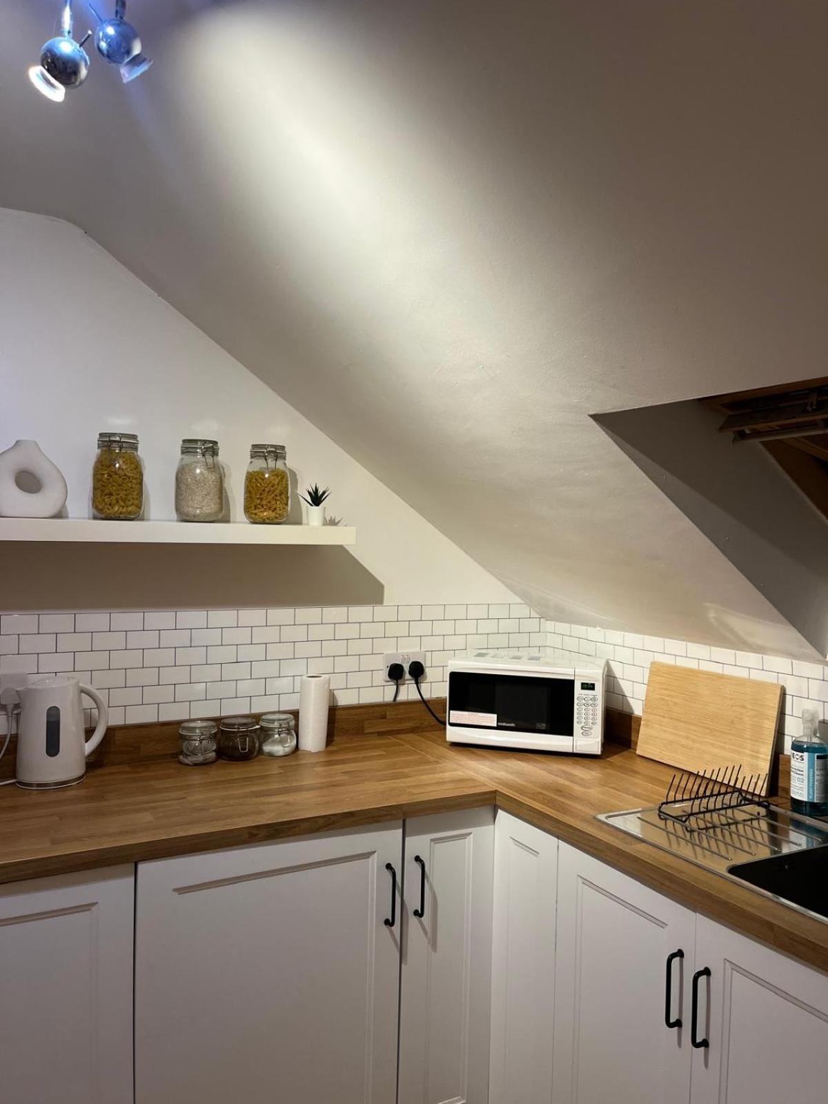 Homely 2 Story Cathedral City Apartment 더럼 외부 사진